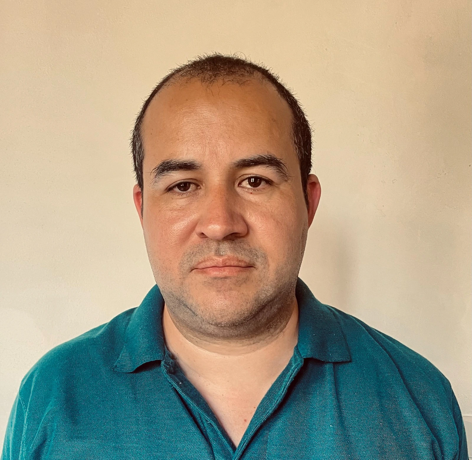 5. Carlos Hernández